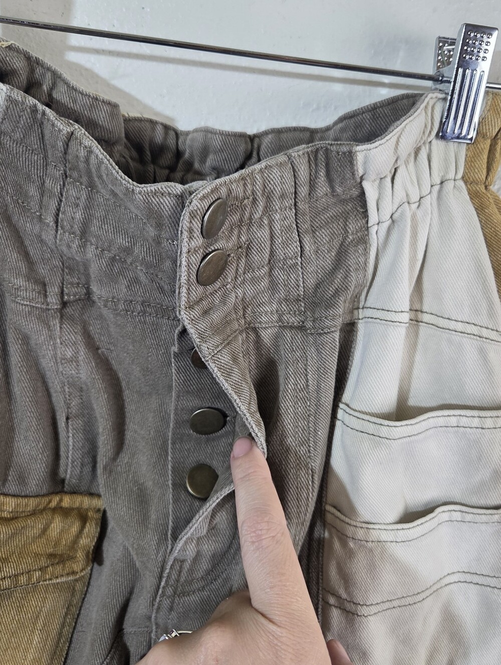 Olive & Hali Y2K Cargo Pants Womens S Patchwork Utility Multi Pocket Cropped - Picture 6 of 10